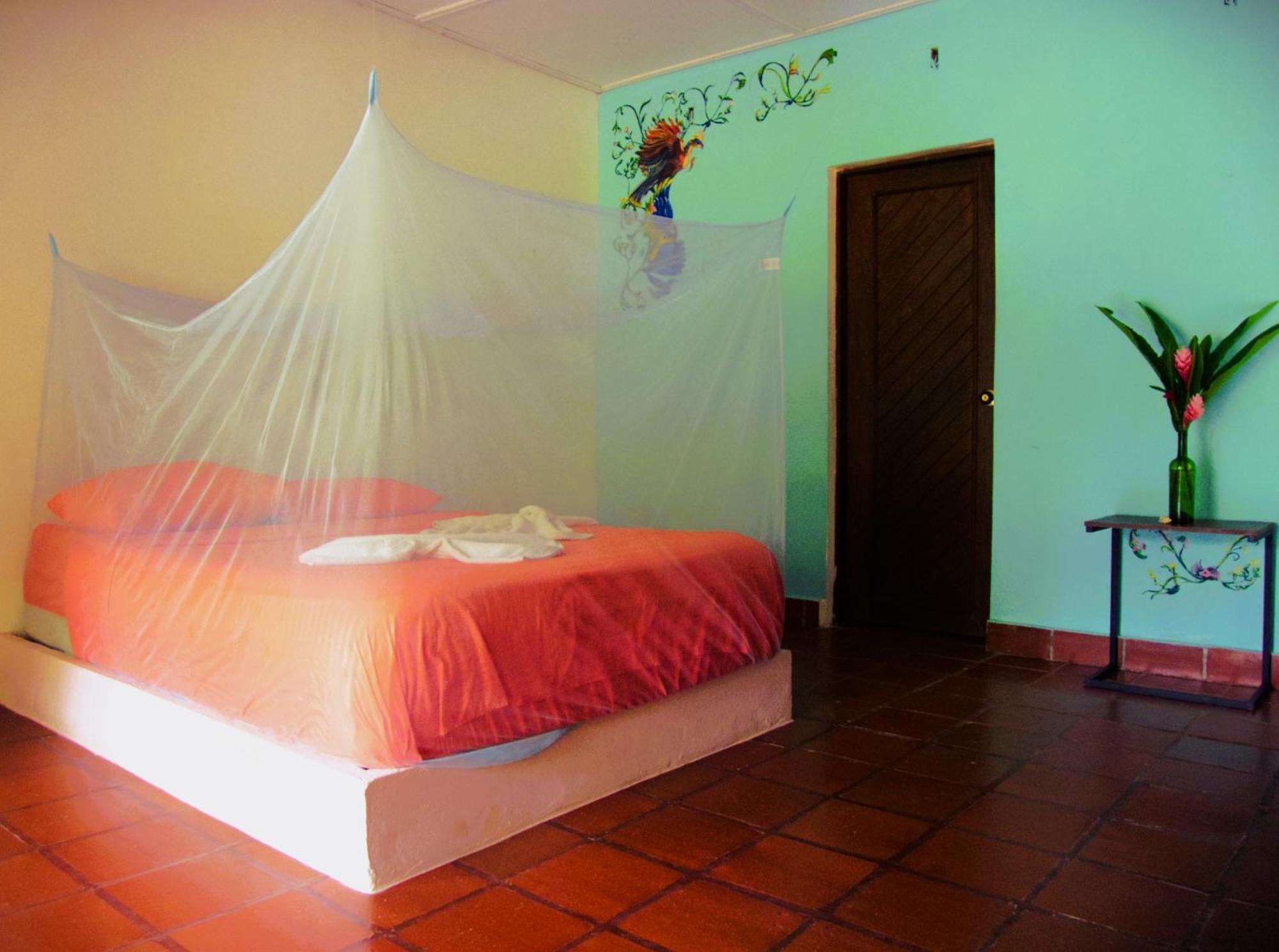 Jaba Jan Hostal ปาโลมิโน ภายนอก รูปภาพ